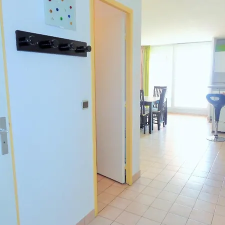 46m², 1 Chambre, Piscine, Tennis, Direct