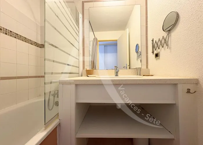 46m², 1 Chambre, Piscine, Tennis, Direct Sète